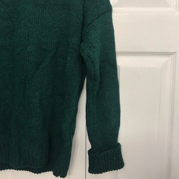 Green Sweater - Picture 3 of 4